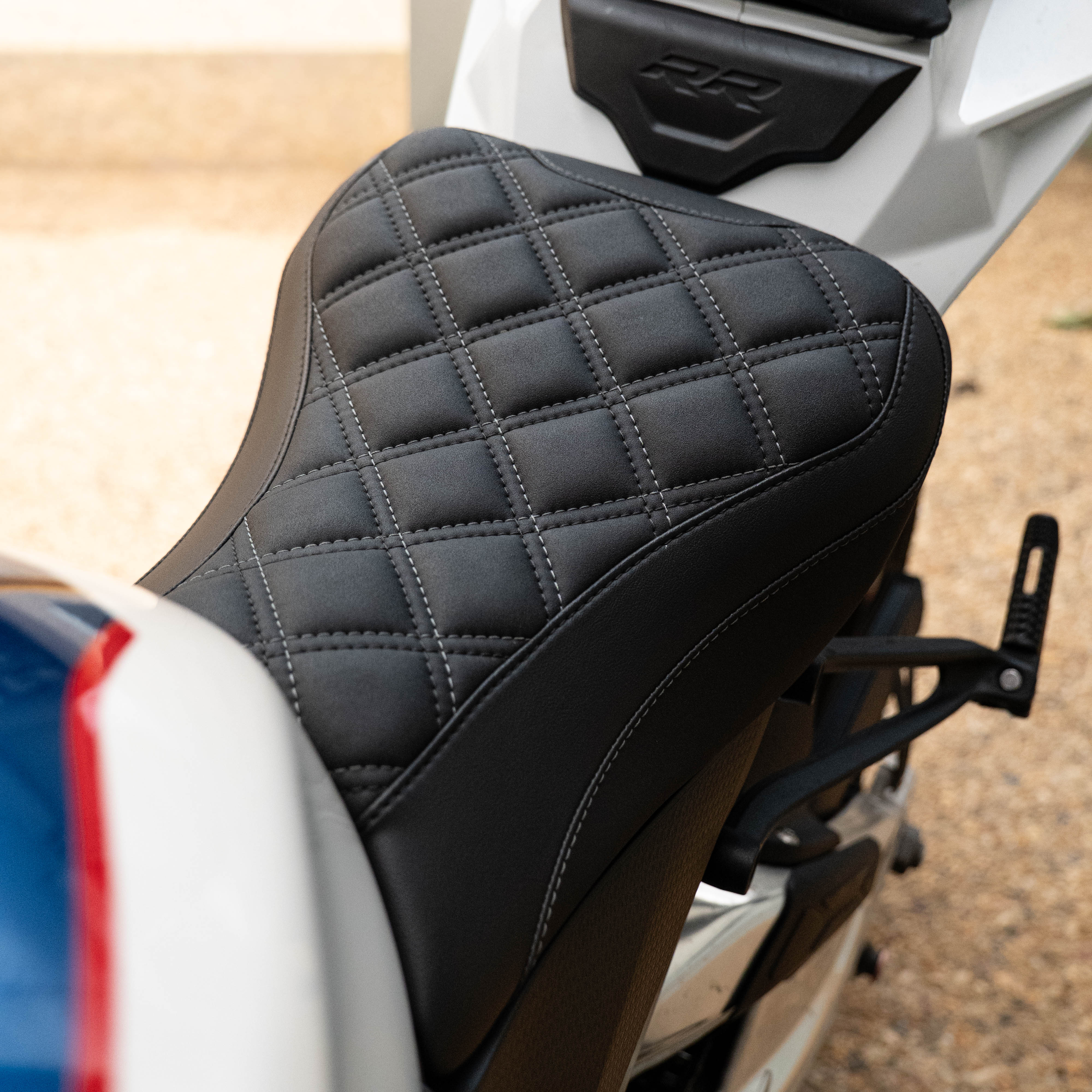BMW S 1000 RR (2015–2018) COMFORT SEAT TRIM - Image 7