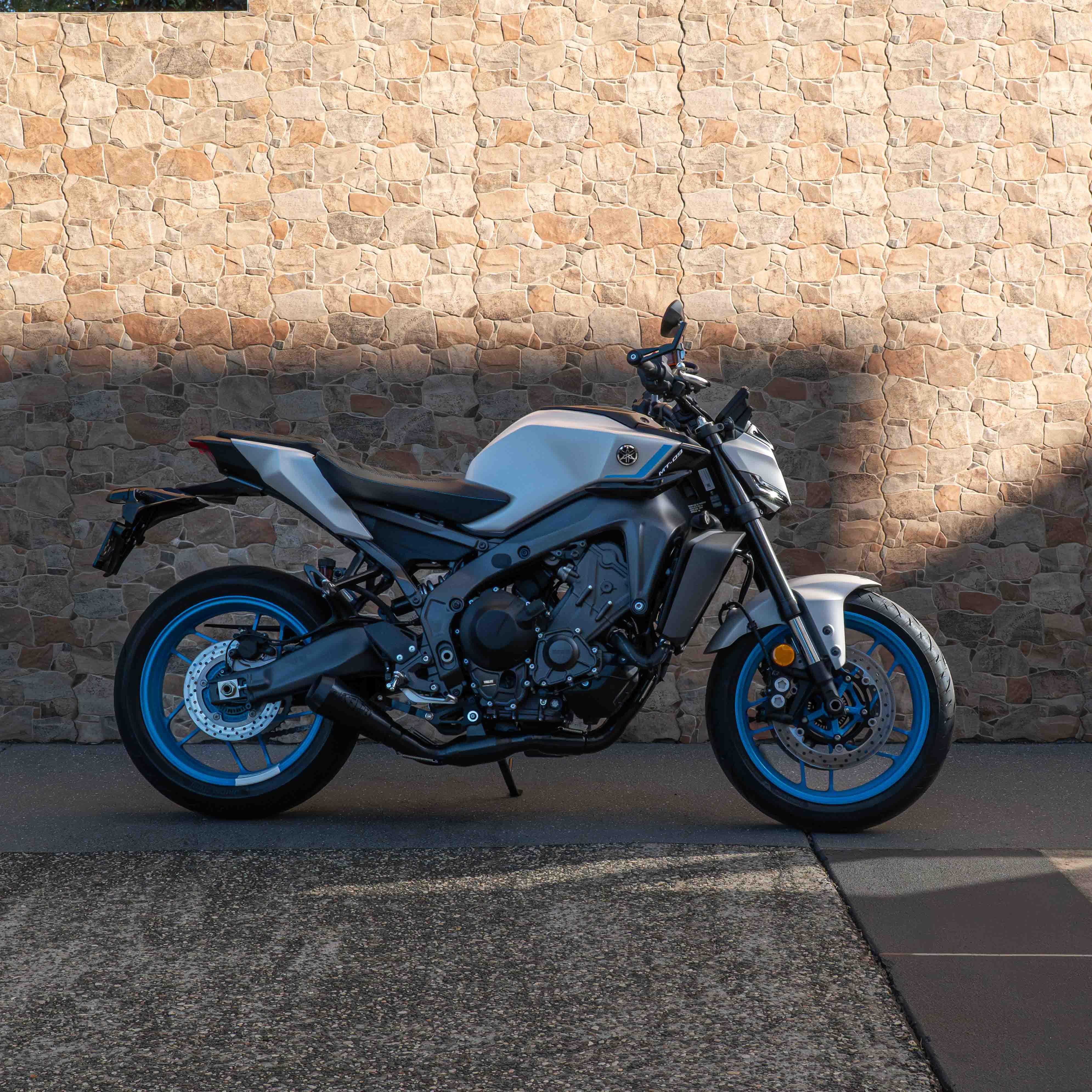 YAMAHA MT09 (2024+) COMFORT SEAT - Image 15