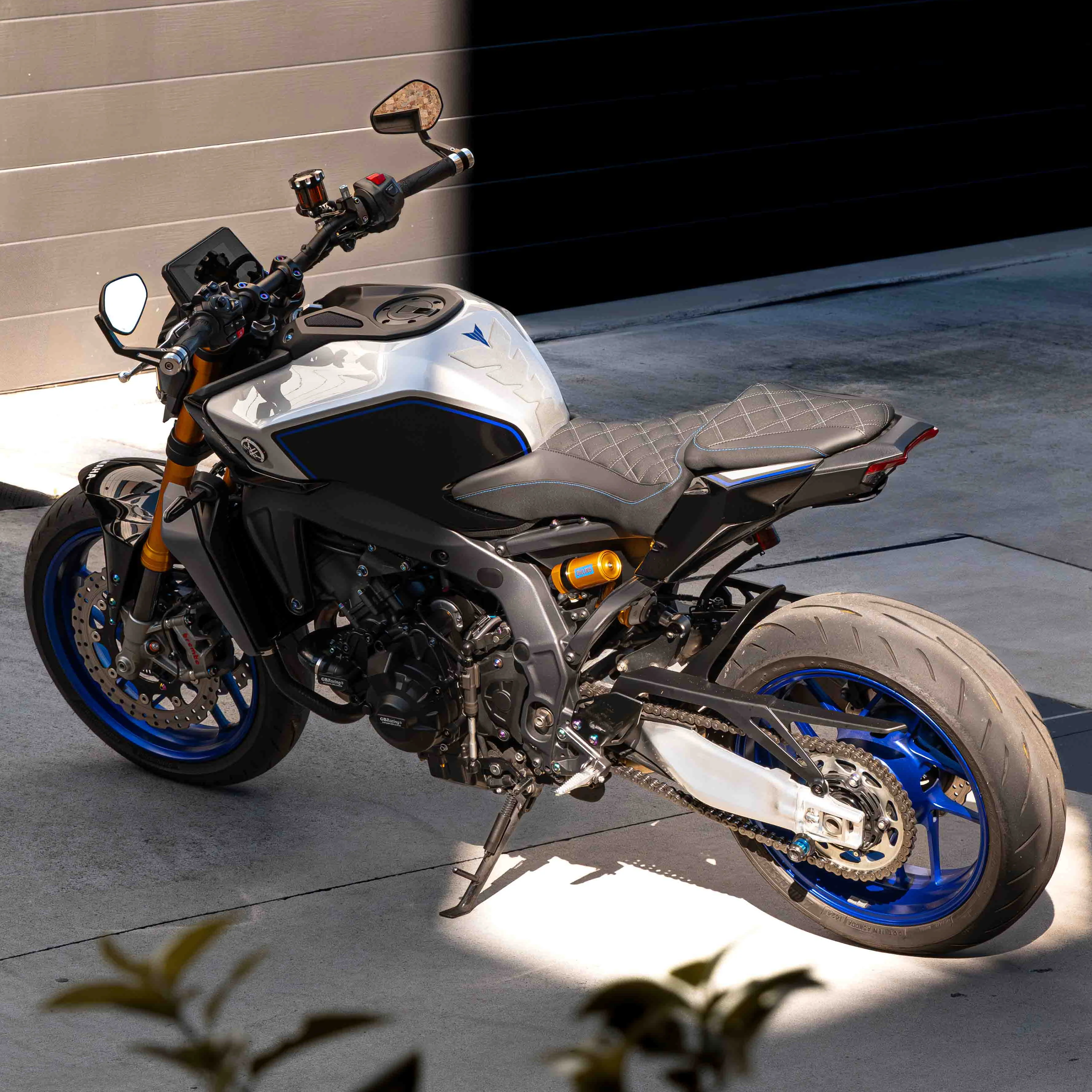 YAMAHA MT09 (2024+) COMFORT SEAT - Image 4