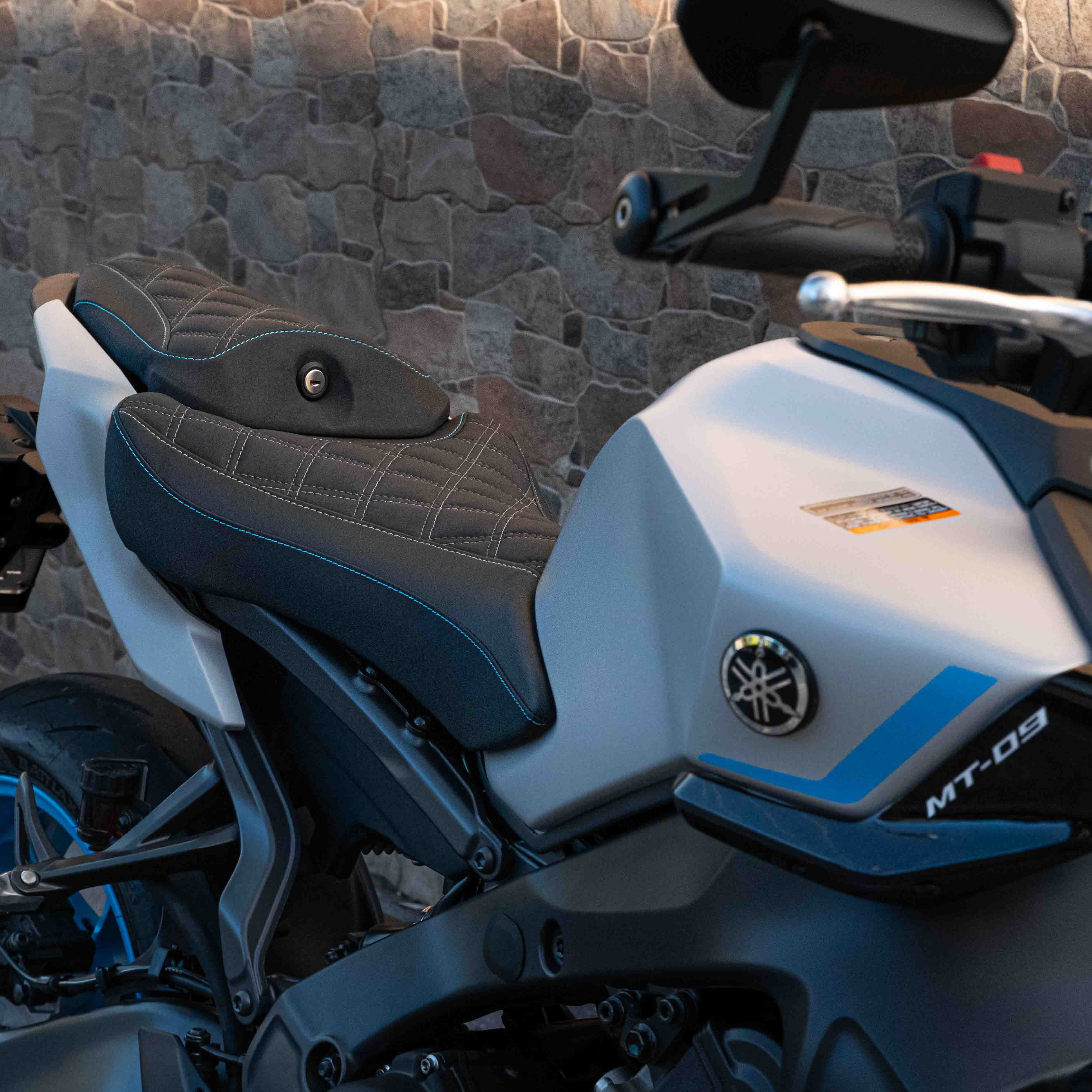 YAMAHA MT09 (2024+) COMFORT SEAT - Image 9