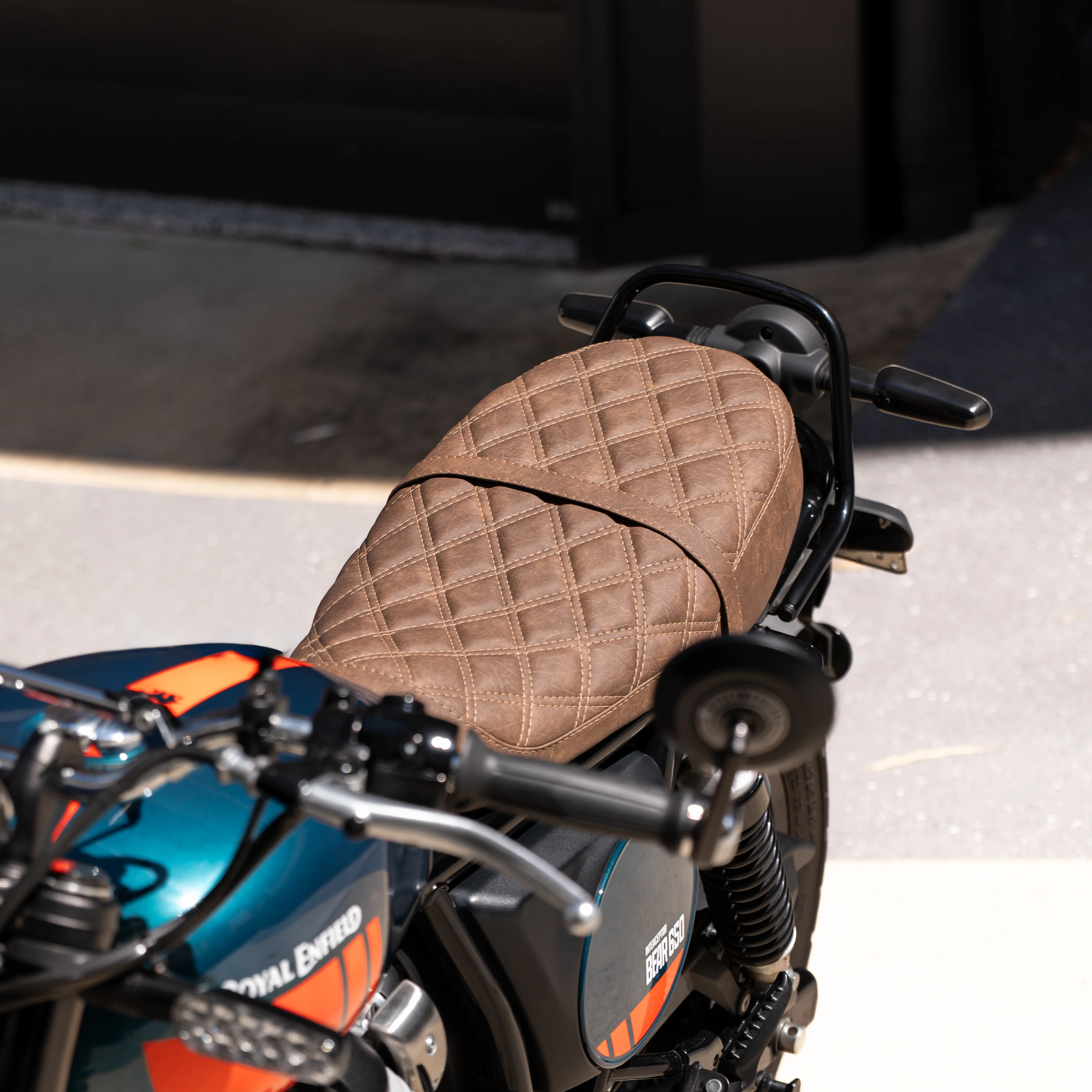 ROYAL ENFIELD BEAR 650 (2025+) COMFORT SEAT TRIM - Image 6