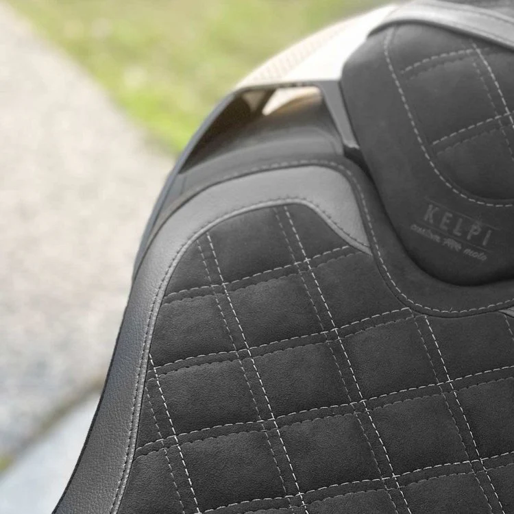 TRIUMPH STREET TRIPLE 765/660 (2017-2022) COMFORT SEAT TRIM - Image 4