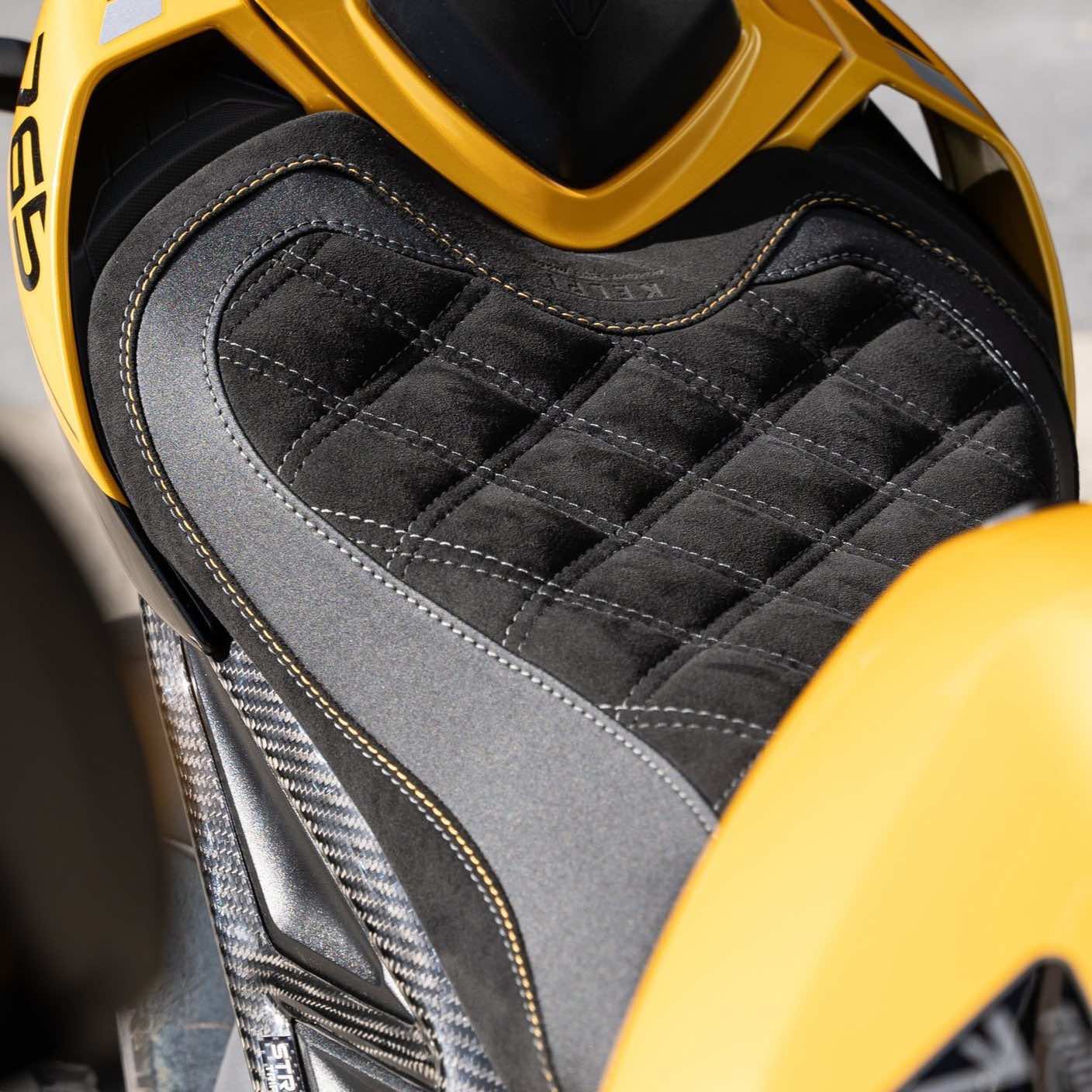 TRIUMPH STREET TRIPLE 765 (2023-2026+) COMFORT SEAT TRIM - Image 6