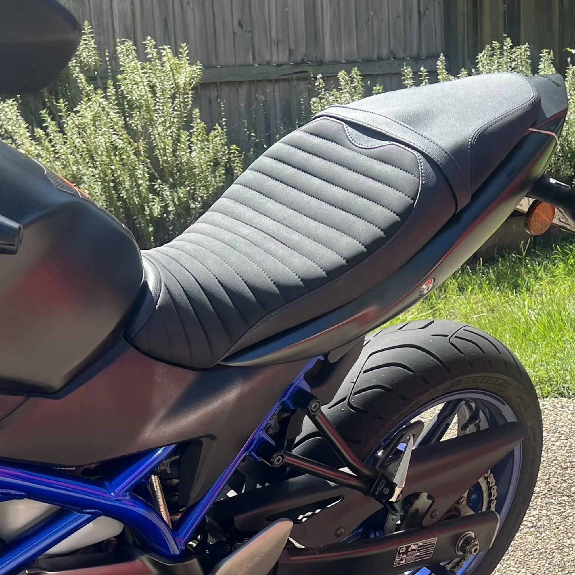 SUZUKI SV650 (2016+) COMFORT SEAT TRIM - Image 3