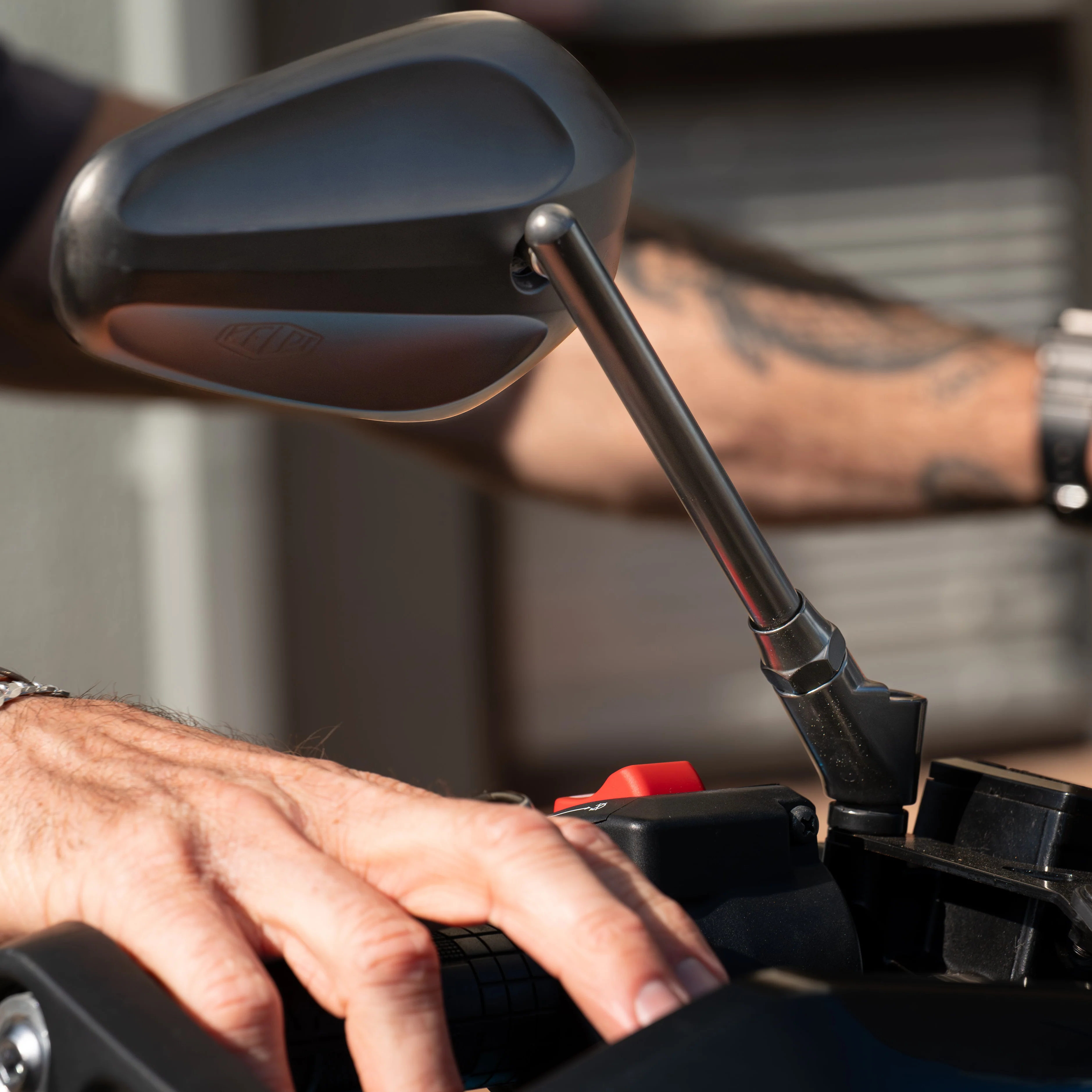 THROWBACK OEM-MOUNT MIRRORS (UNIVERSAL FIT) - Image 9