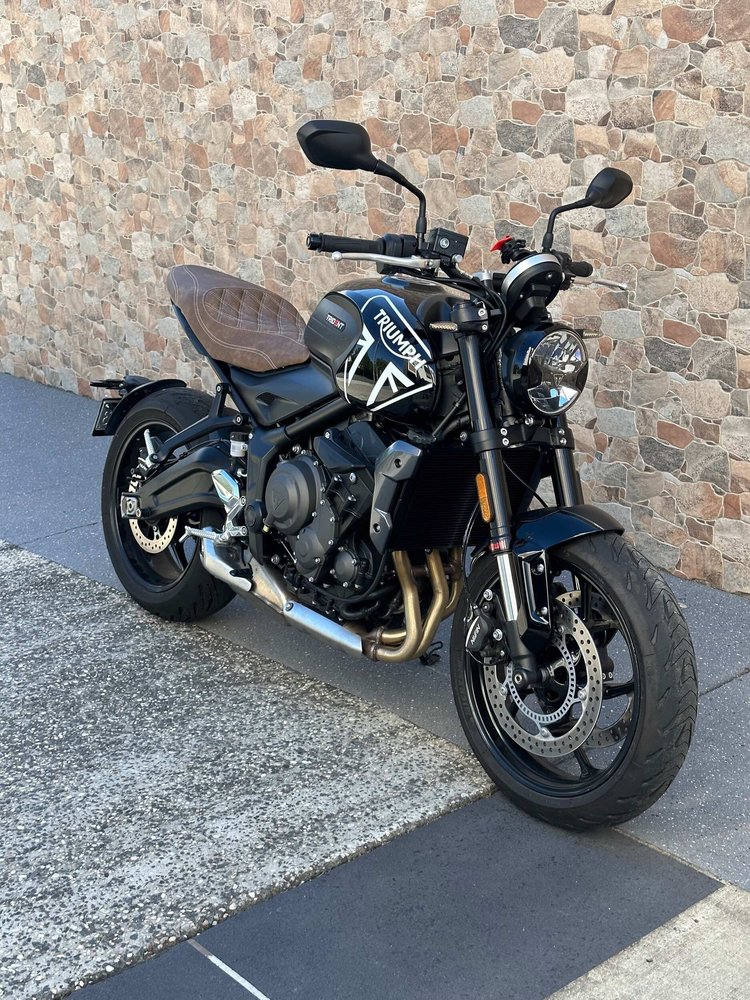 TRIUMPH TRIDENT 660 (2021-2025) CUSTOM SEAT TRIM - Image 13