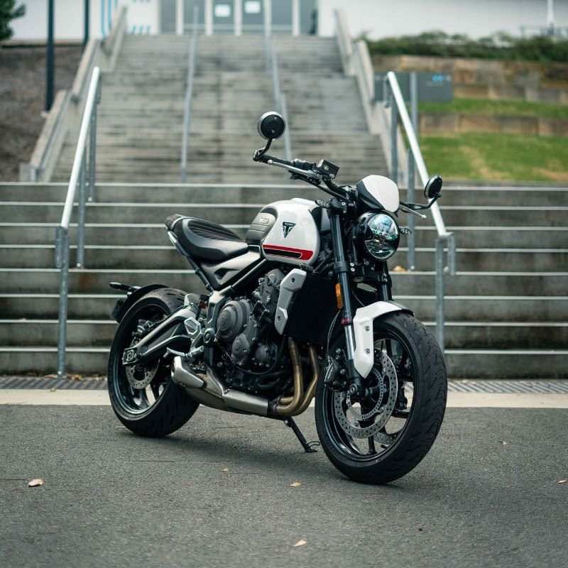 TRIUMPH TRIDENT 660 (2021-2025) CUSTOM SEAT TRIM - Image 2