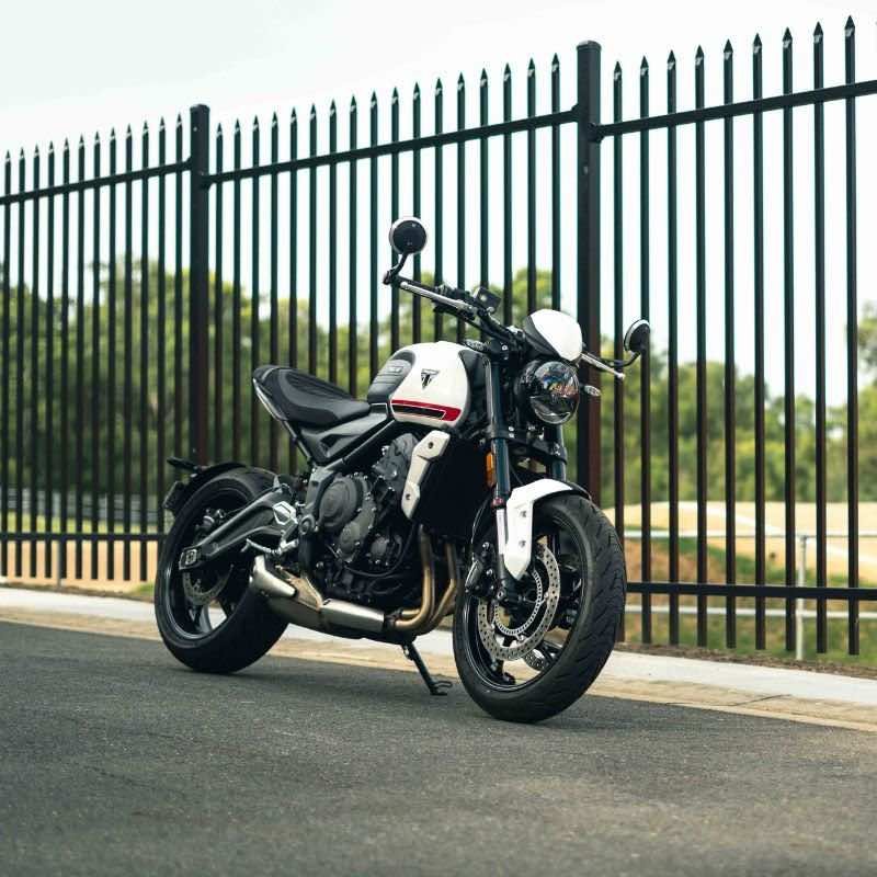 TRIUMPH TRIDENT 660 (2021-2025) CUSTOM SEAT TRIM - Image 7