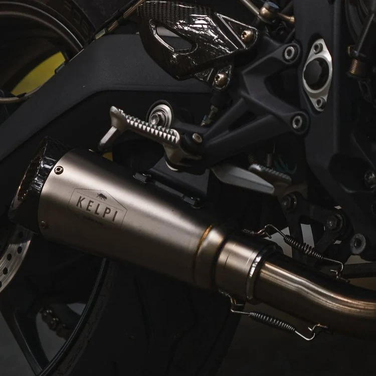 TRIUMPH 675 (2013-2016) STREET TRIPLE / DAYTONA SLIP-ON EXHAUST - Image 11