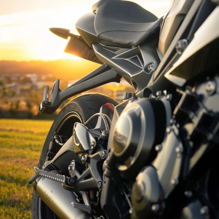 TRIUMPH 675 (2013-2016) STREET TRIPLE / DAYTONA SLIP-ON EXHAUST - Image 12