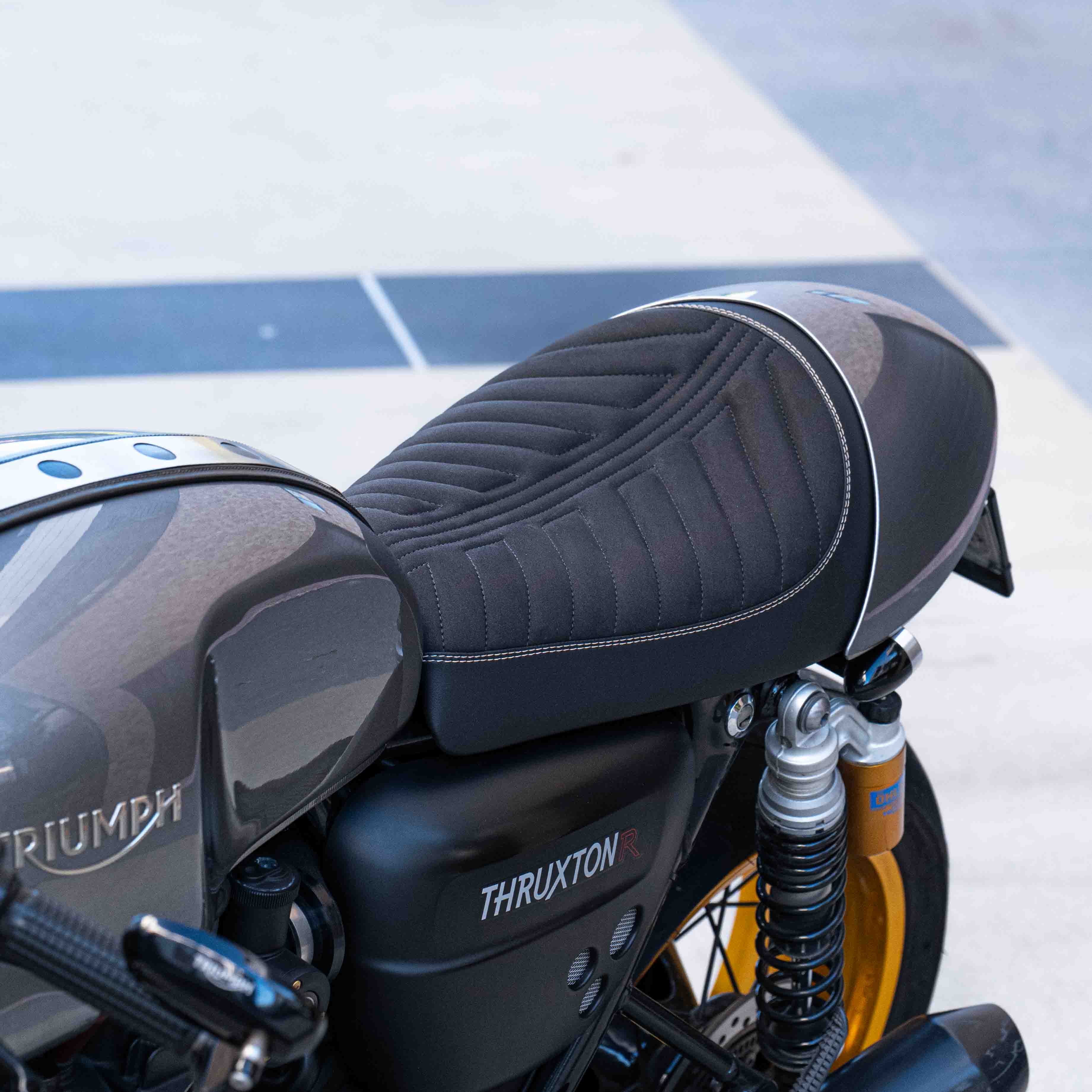 TRIUMPH THRUXTON 1200 CUSTOM SEAT TRIM (2016-2024) - Image 12