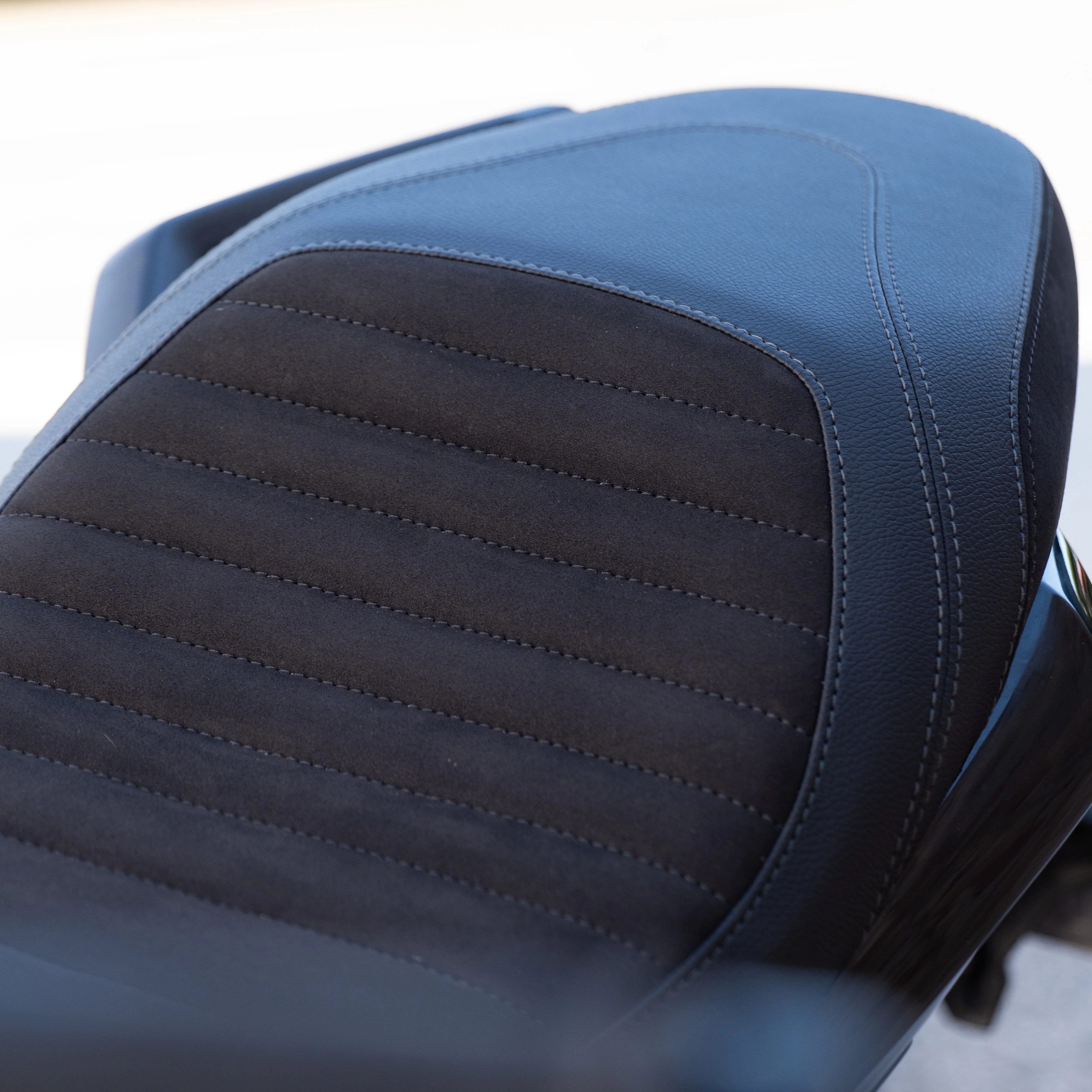 TRIUMPH TIGER SPORT 660 (2022+) COMFORT SEAT TRIM - Image 3