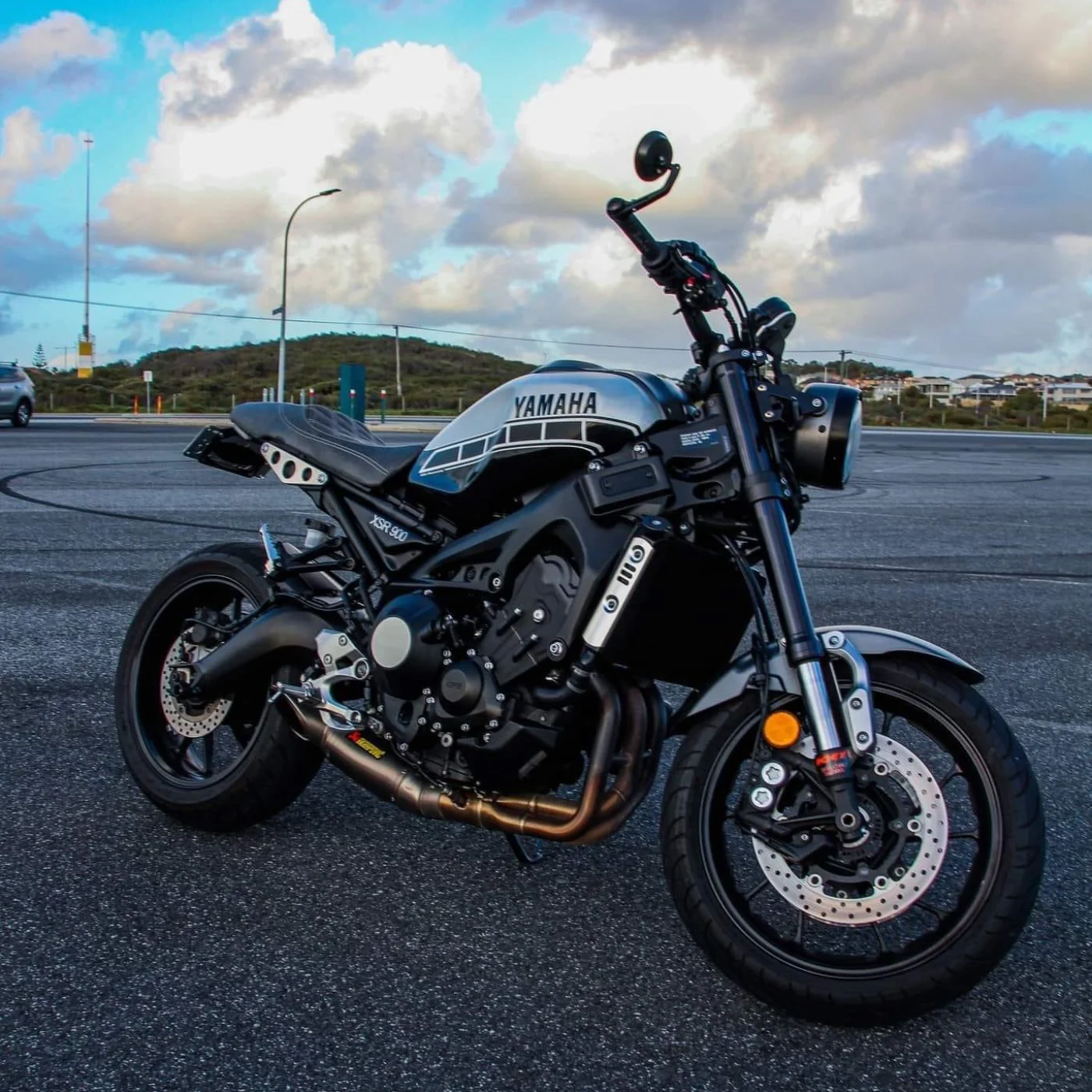 YAMAHA XSR900 (2016-2021) COMFORT SEAT TRIM - Image 17