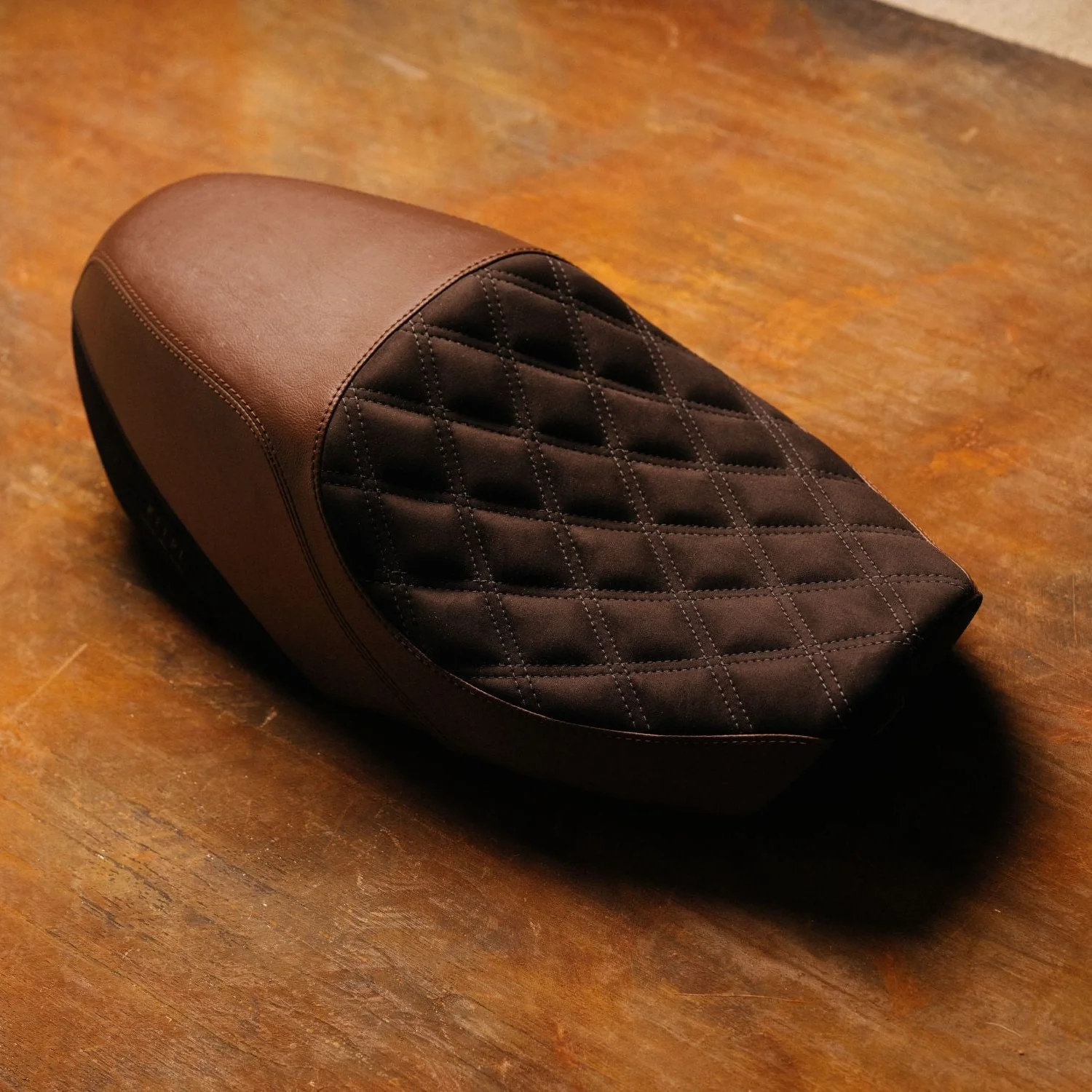 YAMAHA XSR900 (2022-2024) COMFORT SEAT TRIM - Image 4