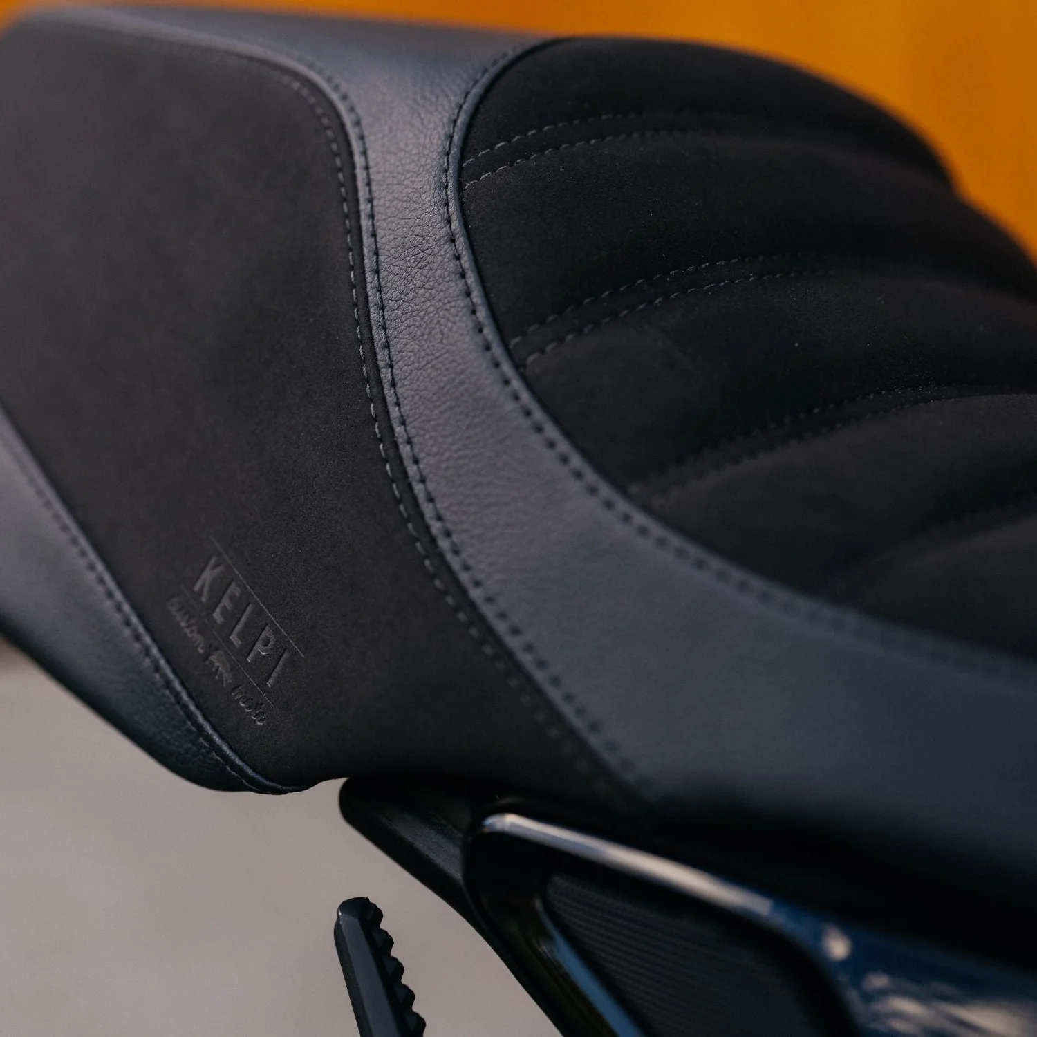 YAMAHA XSR900 (2022-2024) COMFORT SEAT TRIM - Image 5
