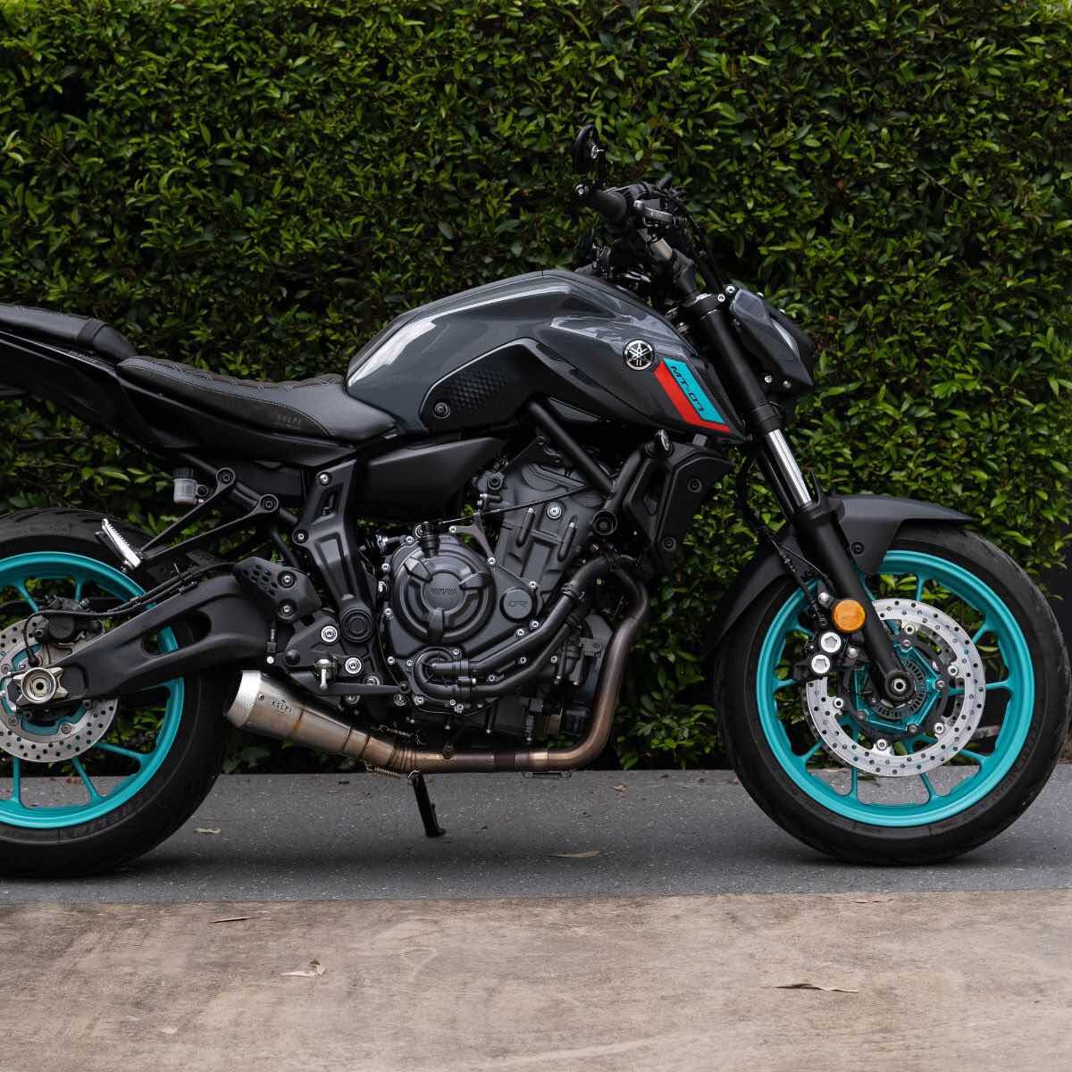 YAMAHA MT07 (2014-2026+) FULL STAINLESS EXHAUST SYSTEM - Image 3