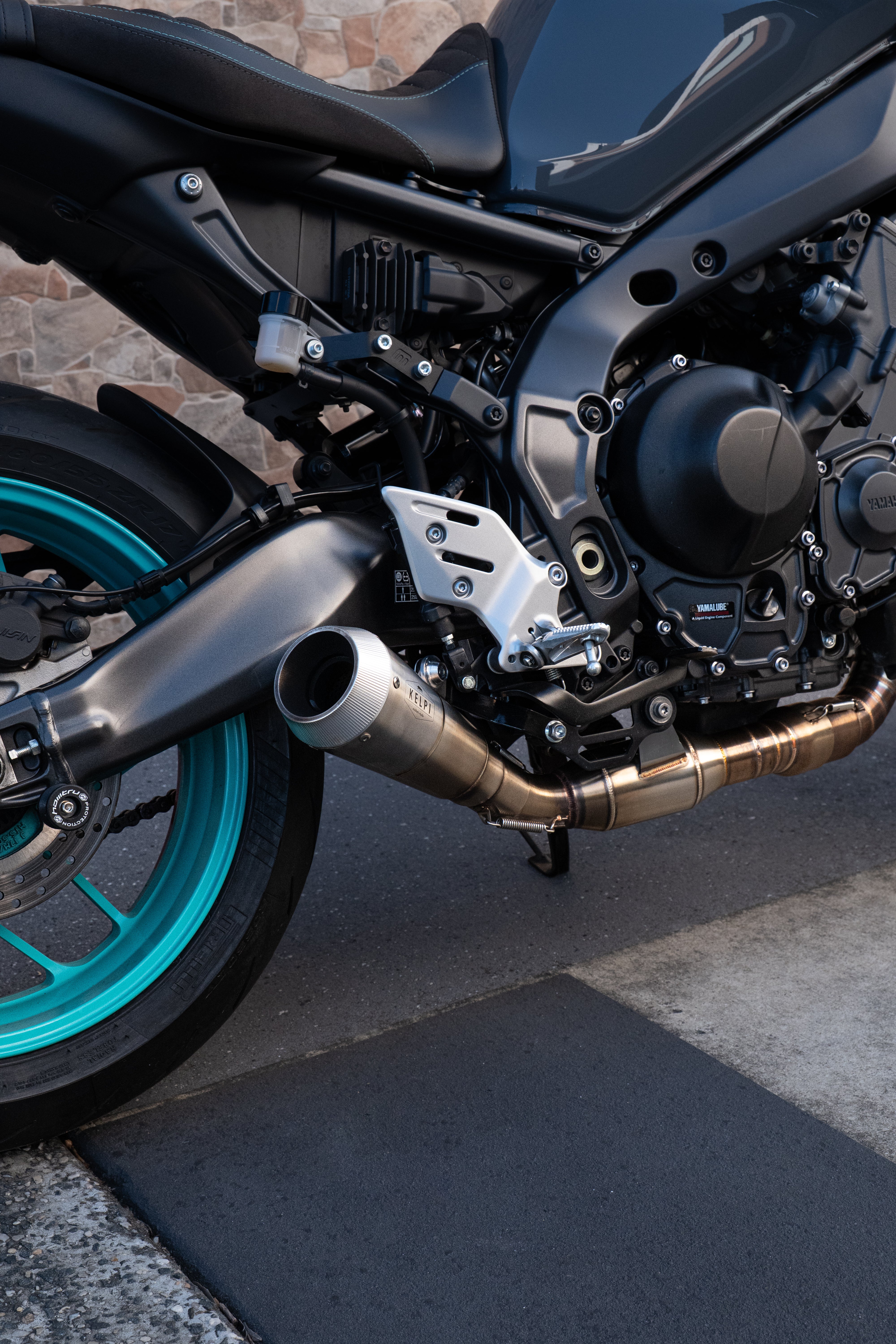 YAMAHA MT09 (2021-2023) FULL STAINLESS EXHAUST SYSTEM - Image 9
