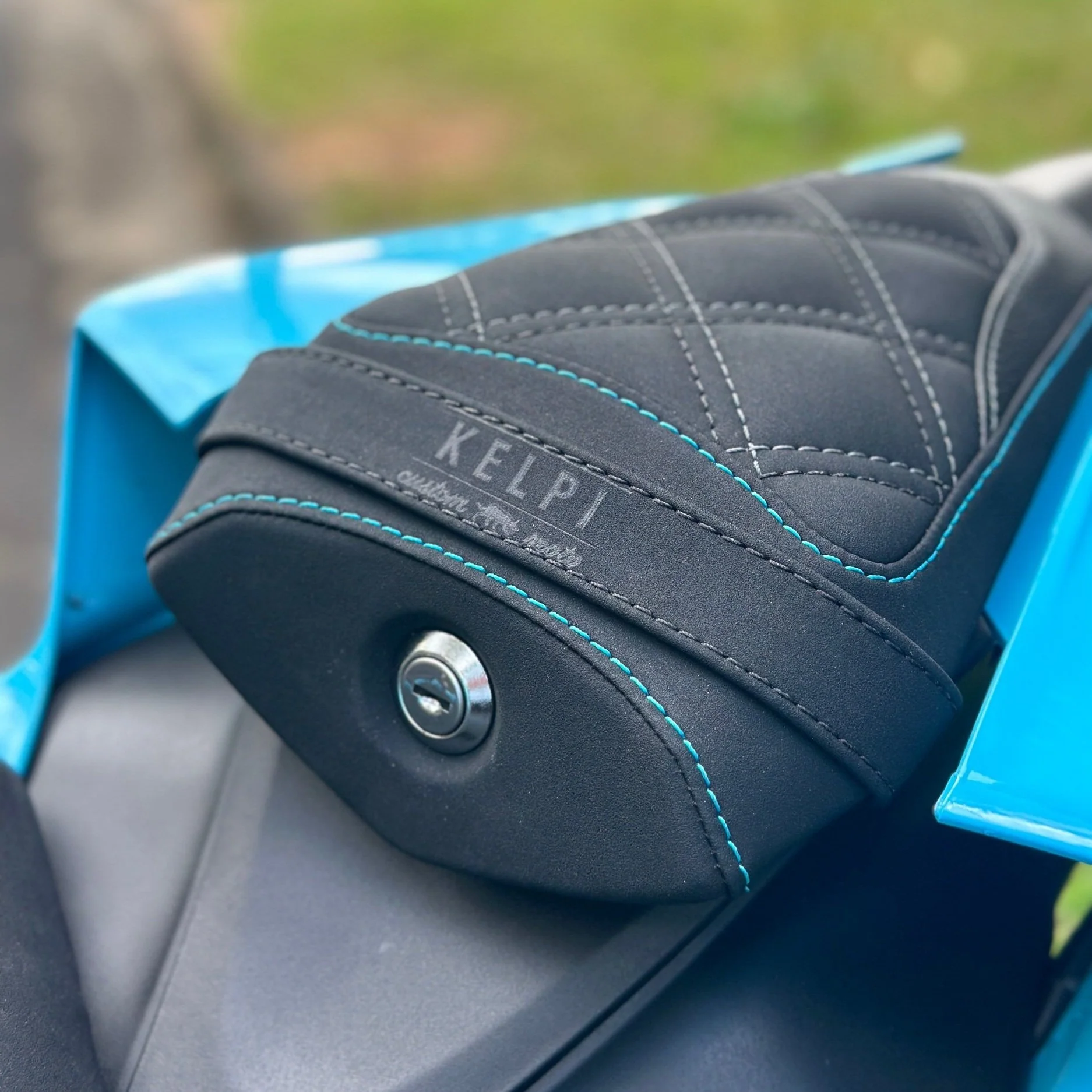YAMAHA R7 (2022+) COMFORT SEAT TRIM - Image 8