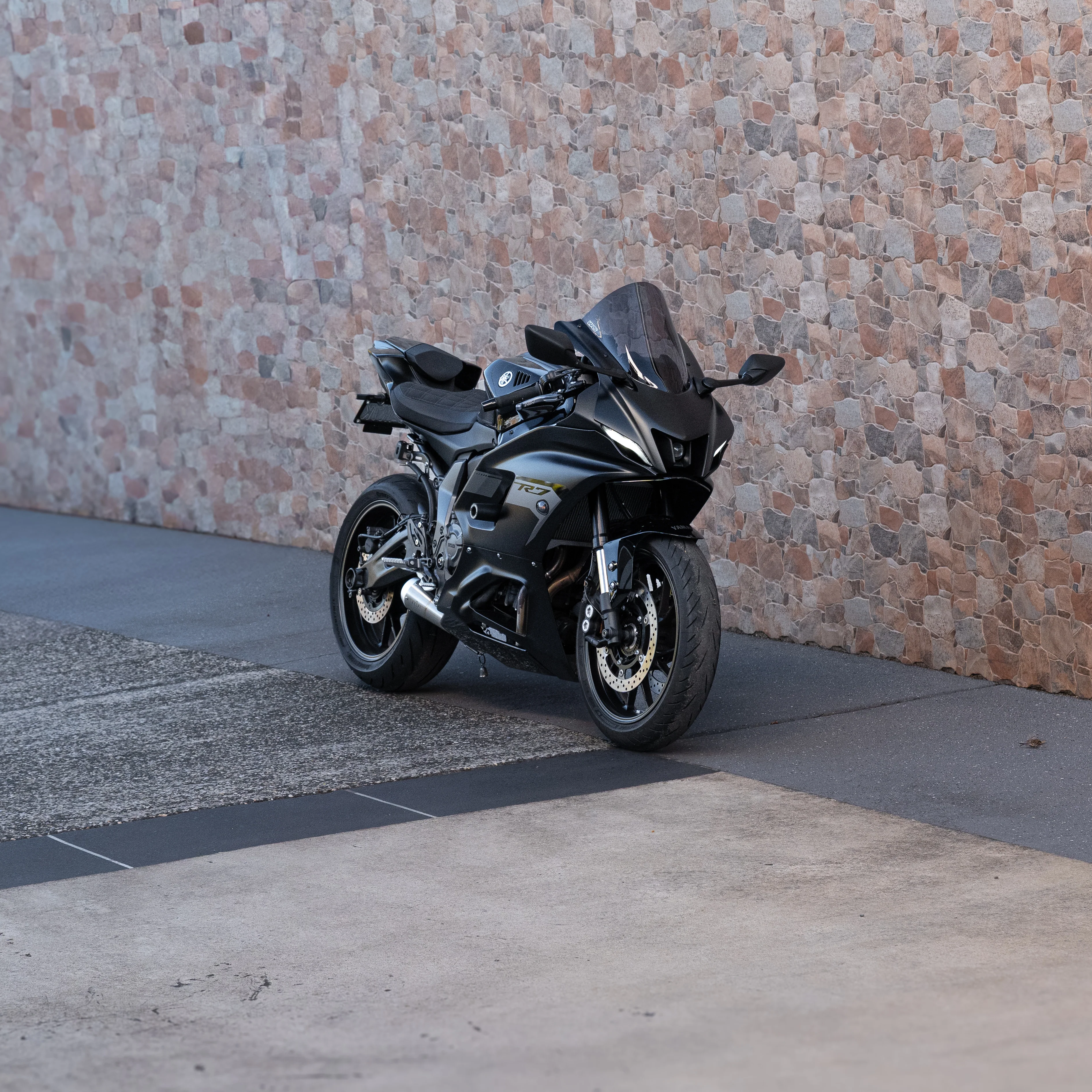 YAMAHA R7 (2022-2026+) FULL STAINLESS EXHAUST SYSTEM - Image 3