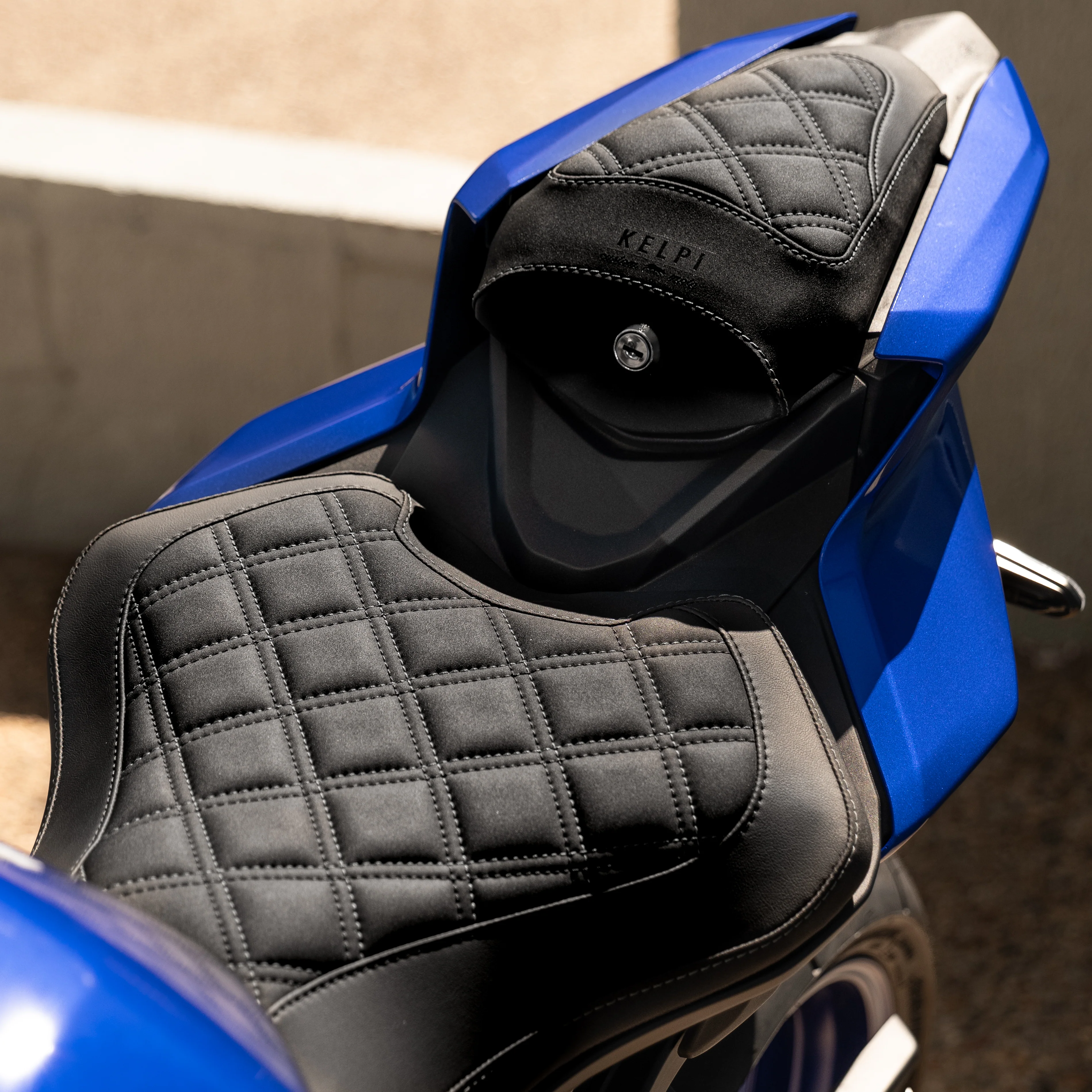 YAMAHA R9 (2025+) COMFORT SEAT TRIM - Image 7