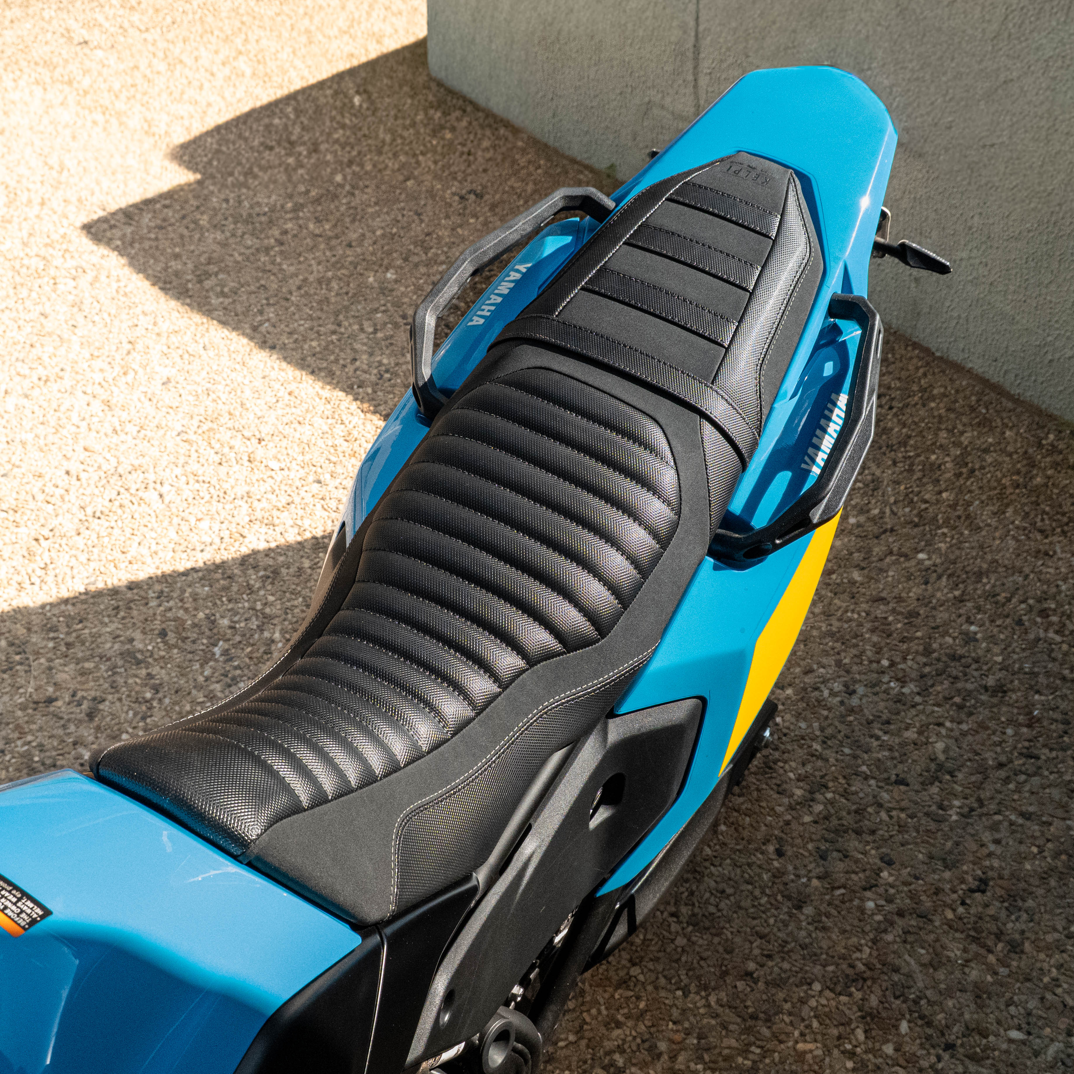 YAMAHA T7 (2025+) ADVENTURE COMFORT SEAT TRIM - Image 9