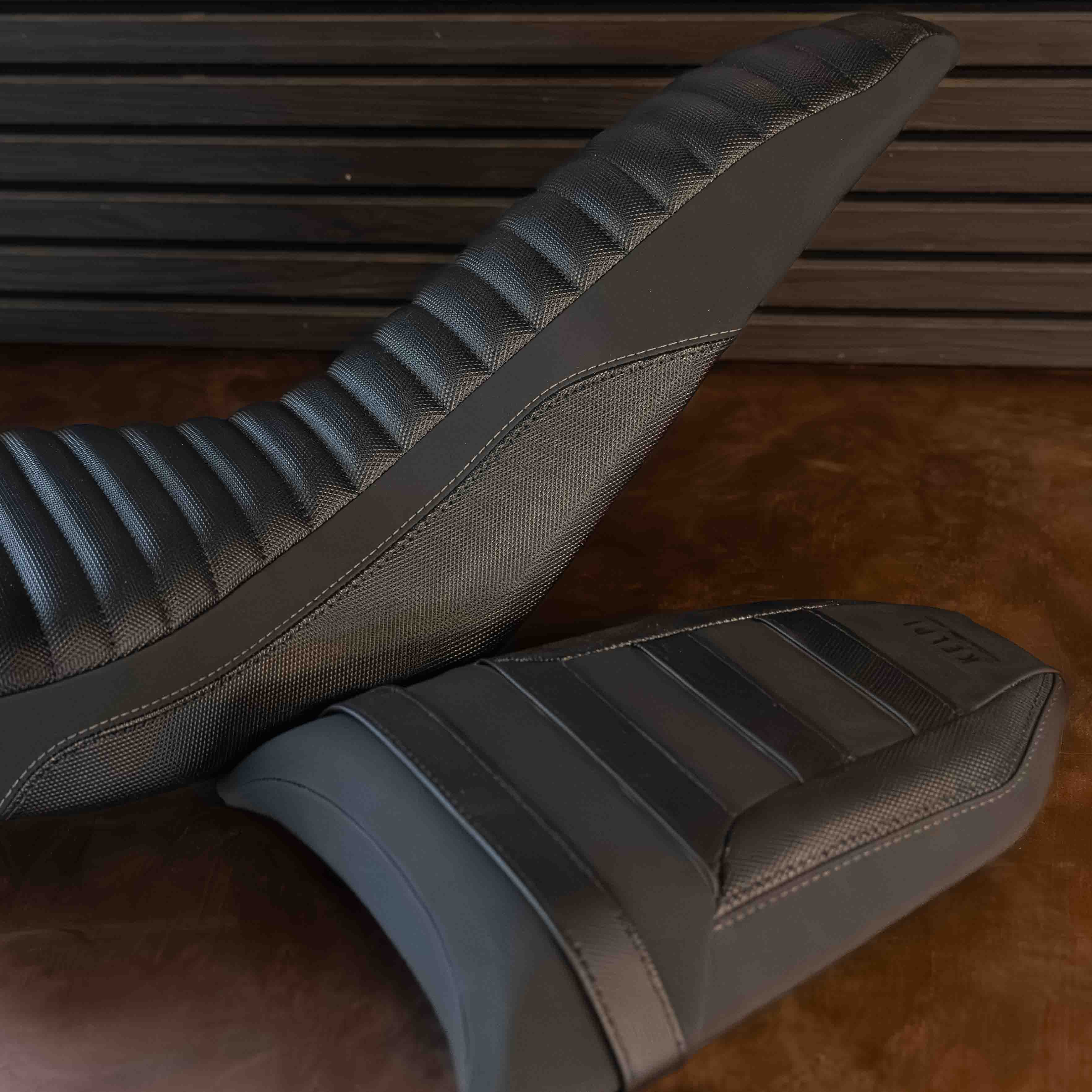 YAMAHA T7 (2023+ WORLD RAID) ADVENTURE COMFORT SEAT - Image 3