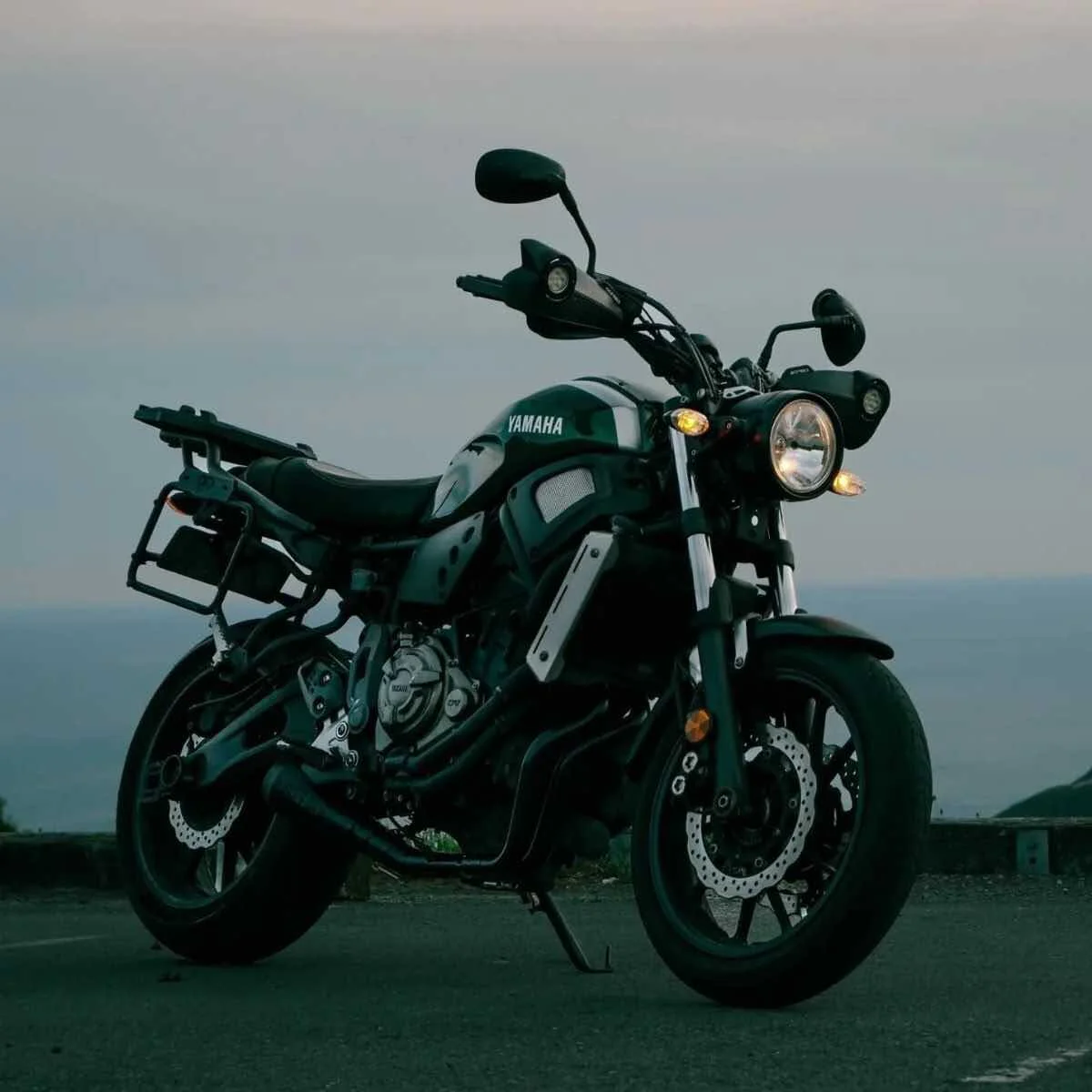 YAMAHA XSR700 (2016-2025) FULL STAINLESS EXHAUST SYSTEM - Image 10