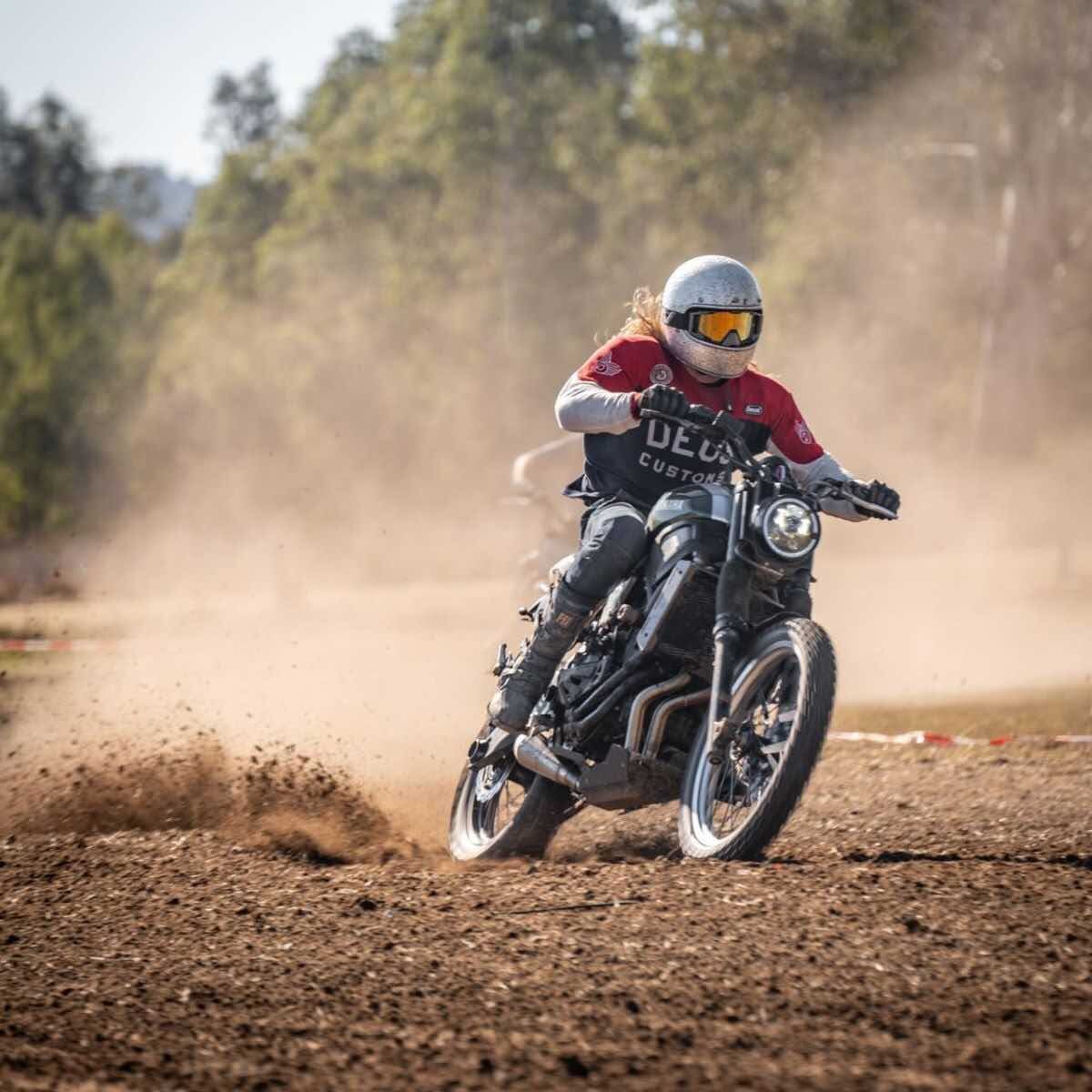 YAMAHA XSR700 (2016-2025) FULL STAINLESS EXHAUST SYSTEM - Image 15