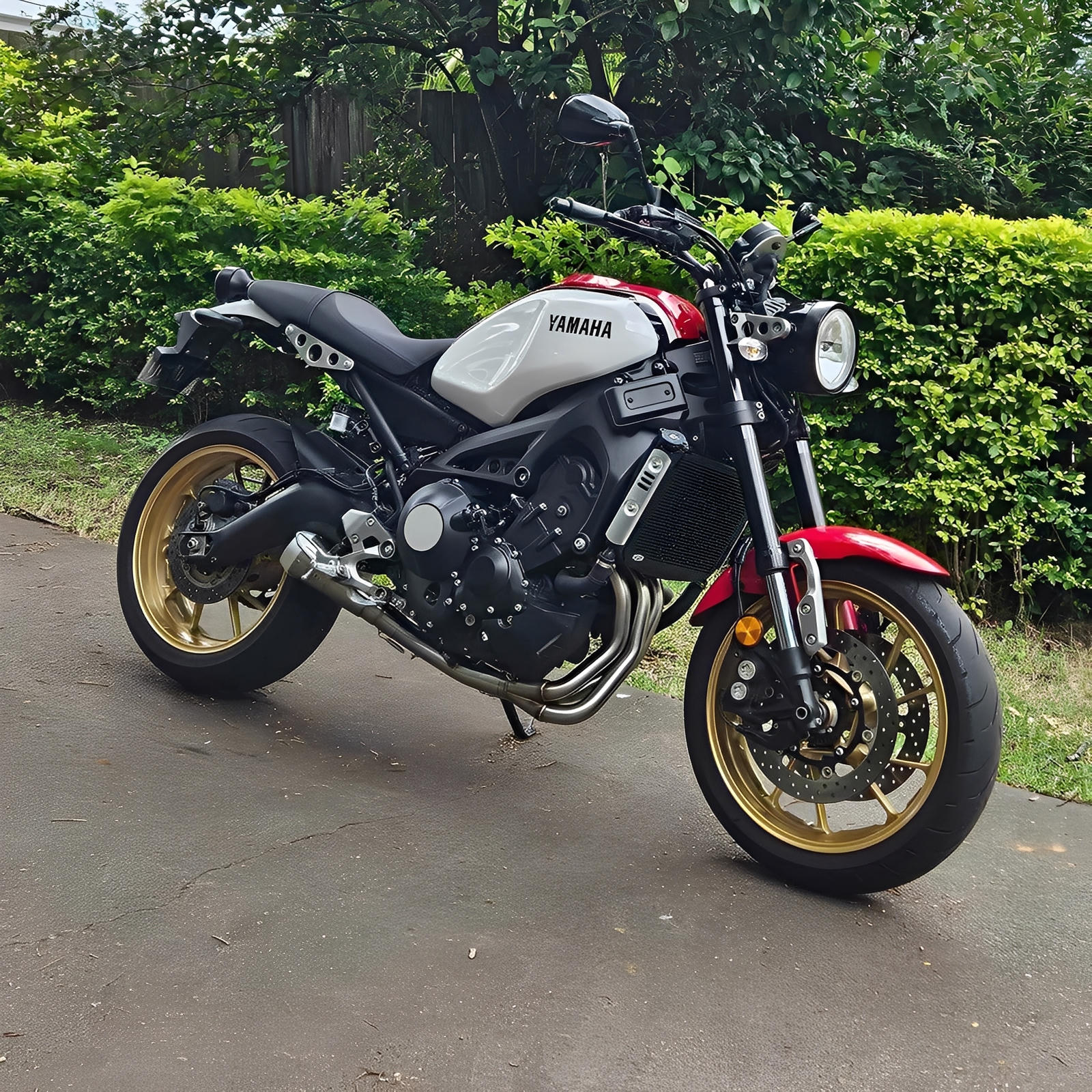 YAMAHA XSR900 (2016-2021) FULL EXHAUST SYSTEM - Image 10