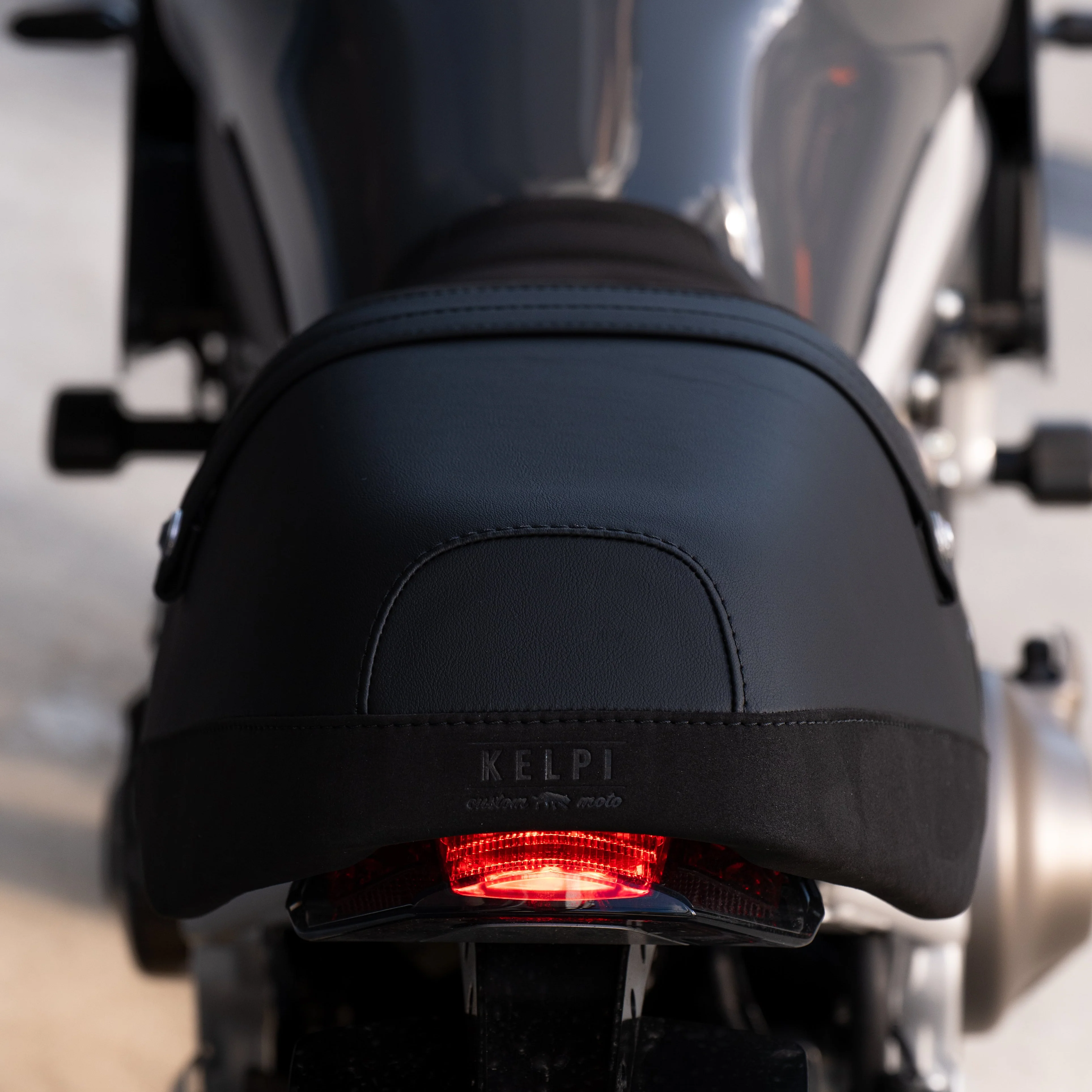 YAMAHA XSR900 GP (2024+) COMFORT SEAT TRIM - Image 5