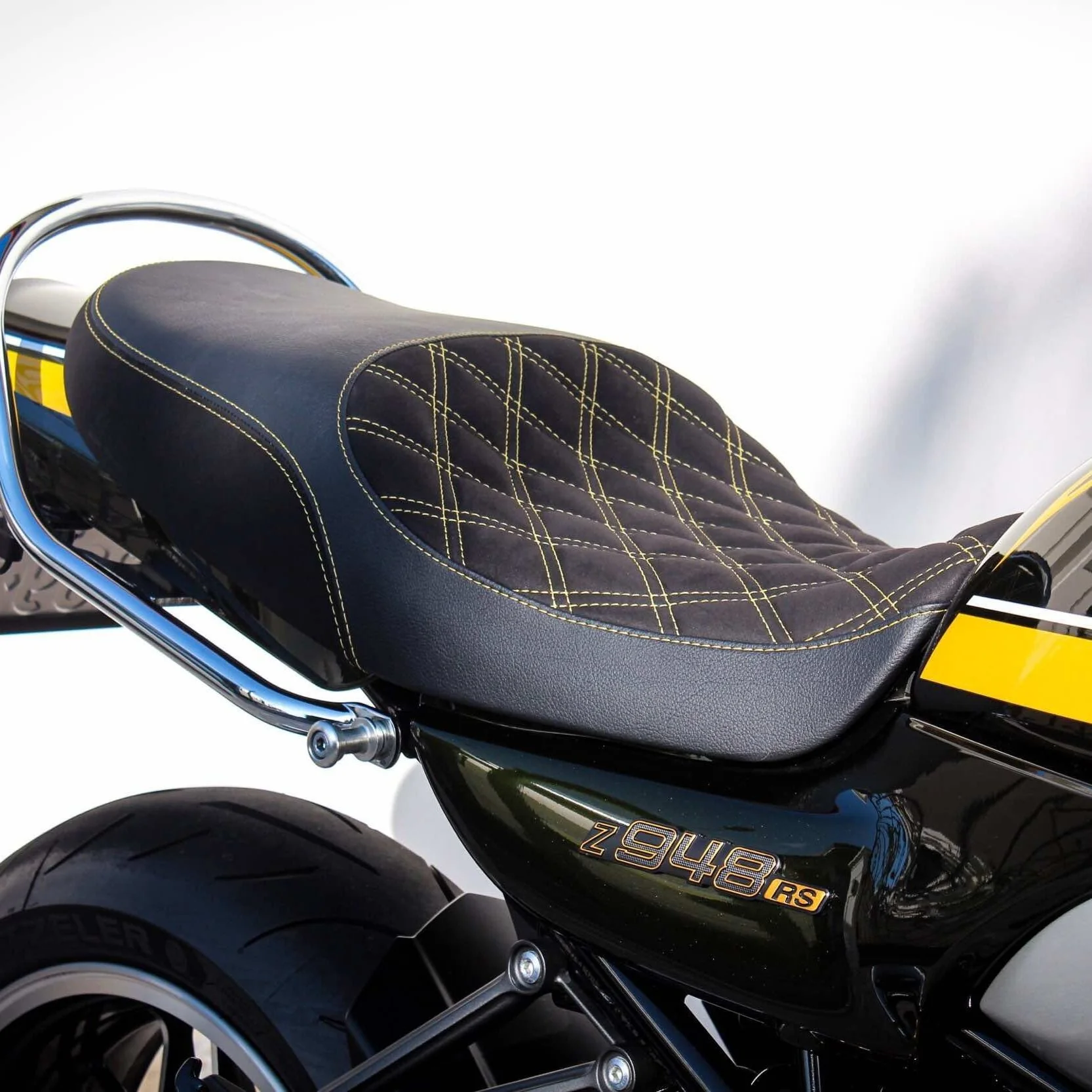 KAWASAKI Z900RS (2017-2026+) COMFORT SEAT TRIM