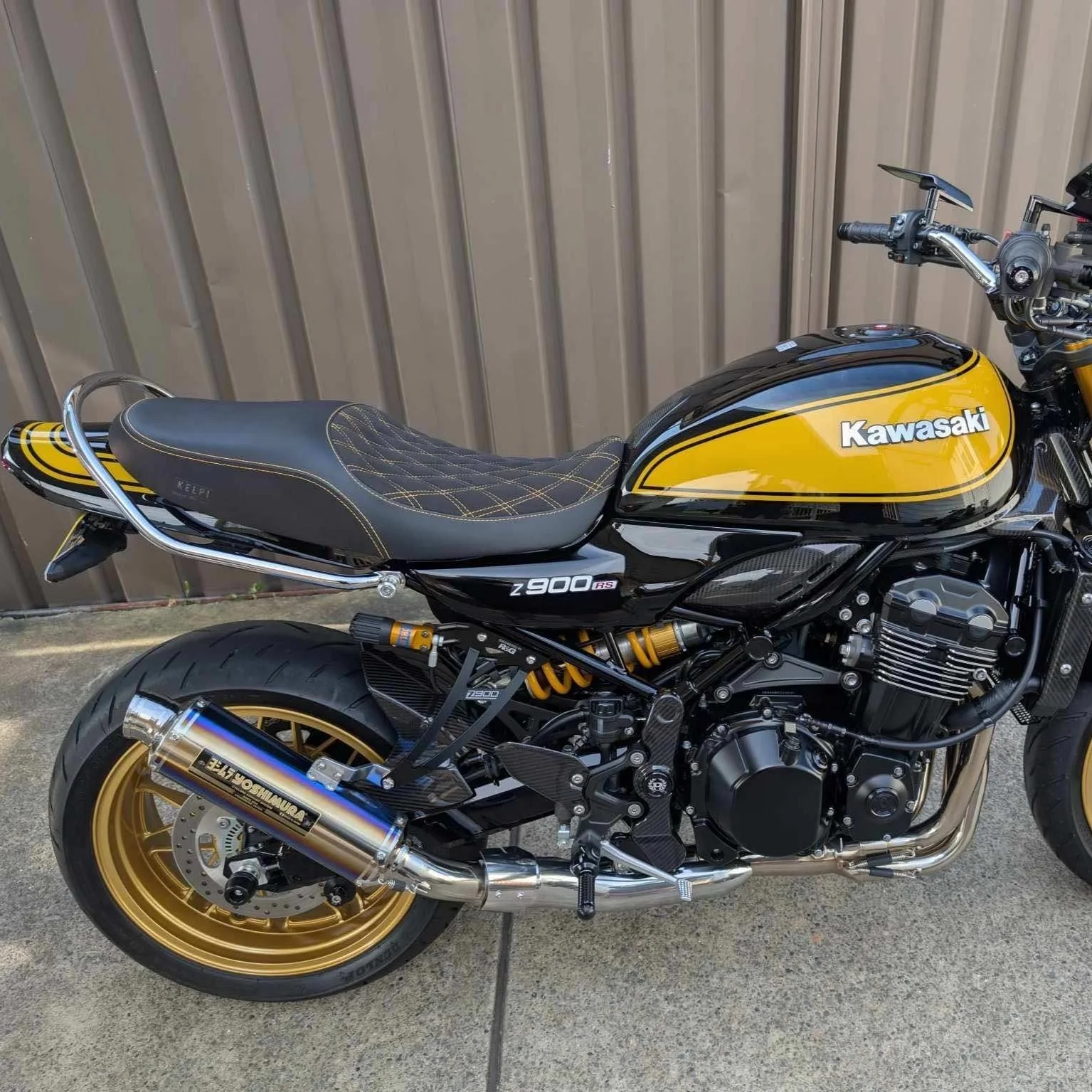 KAWASAKI Z900RS (2017-2026+) COMFORT SEAT TRIM - Image 17